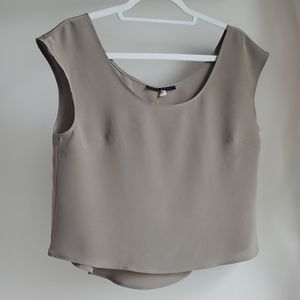 New with tags 100% silk Leanne Marshall loose-fitting tank top, size M, tan